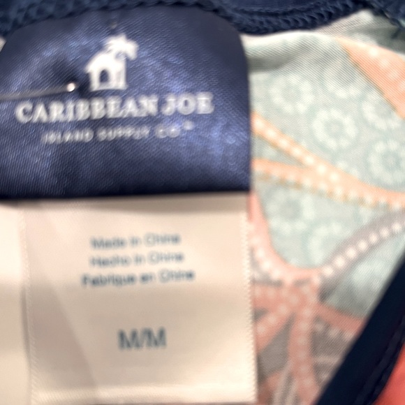 No Burning!  CARIBBEAN JOE (EUC, Size M)  LS Swim Shirt w/Tropical Print - Picture 4 of 4